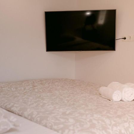 2Nd Hvar Home Apartments Хвар Экстерьер фото